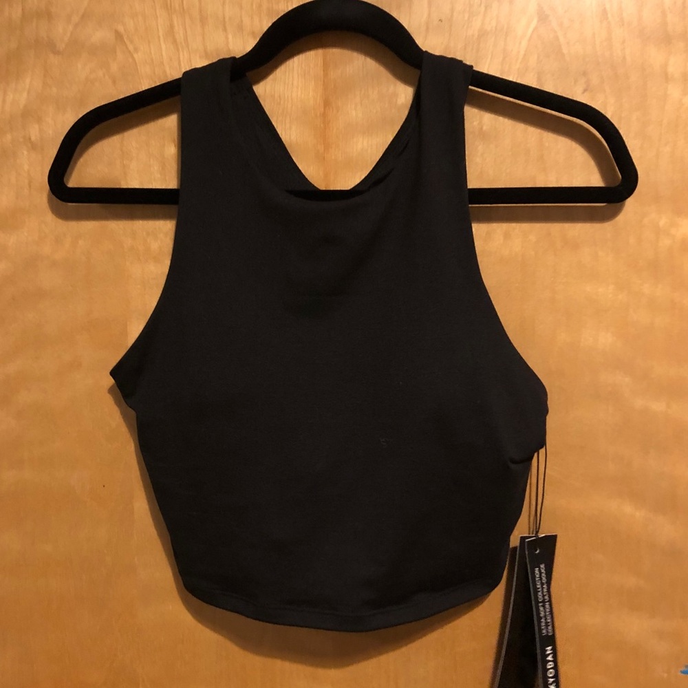 Kyodan cropped tank top with built in bra (NWT)